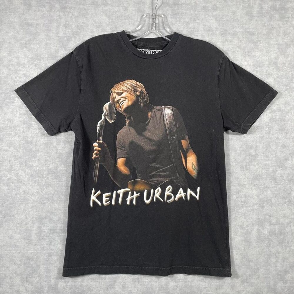Keith Urban 2009 tour tee.